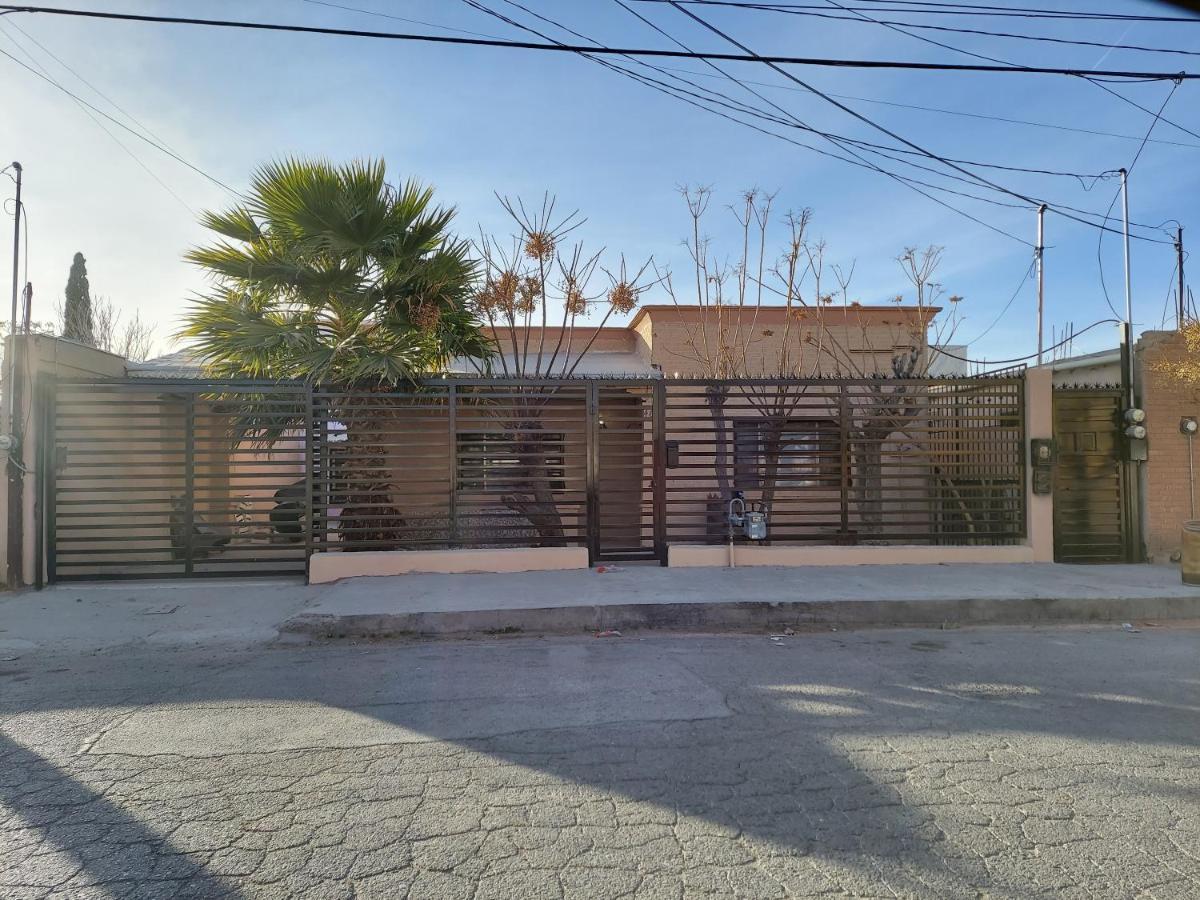 Villa Casa En La Zona Centro De La Ciudad Ciudad Juárez Exterior foto