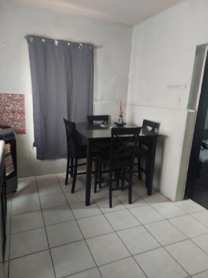 Villa Casa En La Zona Centro De La Ciudad Ciudad Juárez Exterior foto
