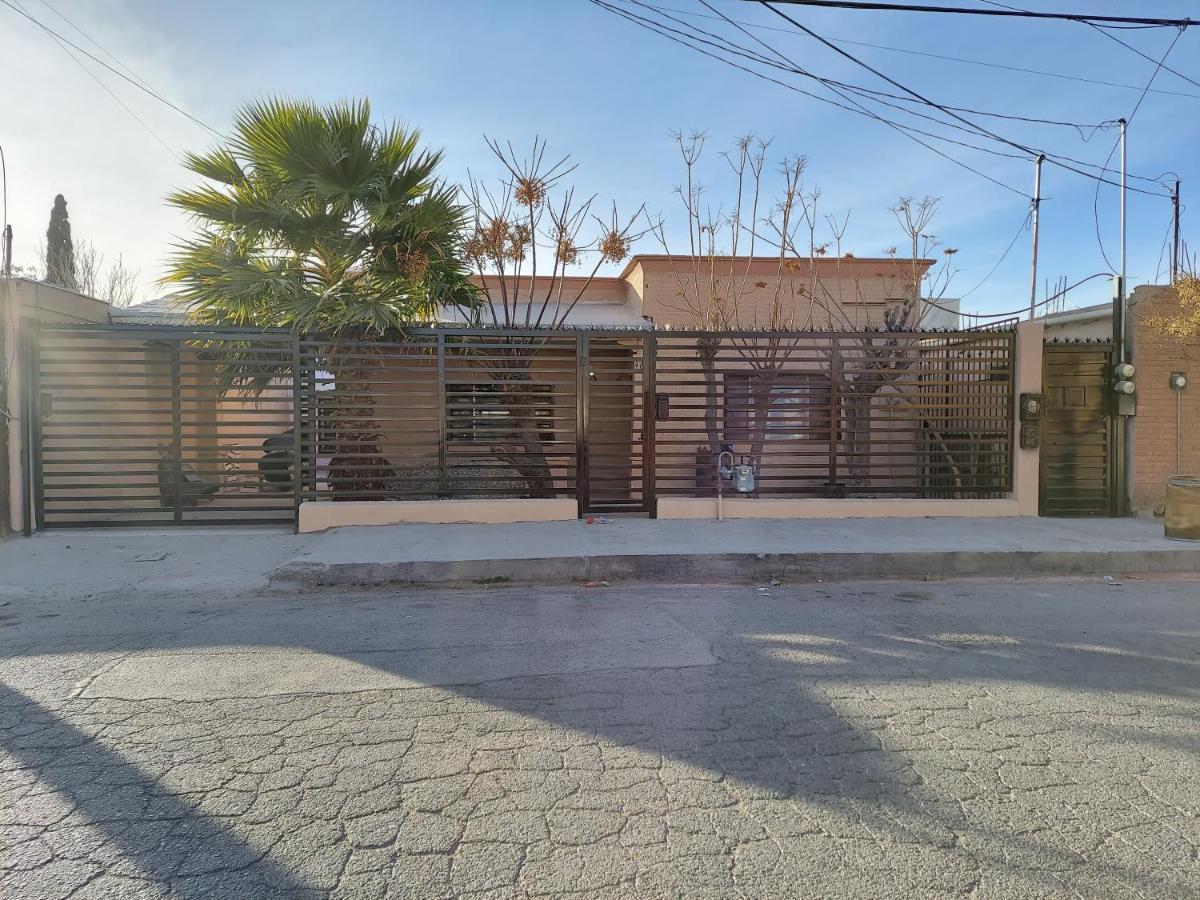 Villa Casa En La Zona Centro De La Ciudad Ciudad Juárez Exterior foto
